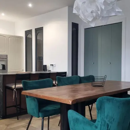 Apartman Neuf Avec Garage + Fibre Blanzac